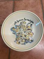 6 assiettes et un plat a fromage ou pâtes, Assiettes(s), Comme neuf, Céramique, Enlèvement