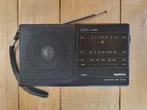 Radio portable Radiola RT 2305 - vintage, Ophalen of Verzenden, Gebruikt, Radio
