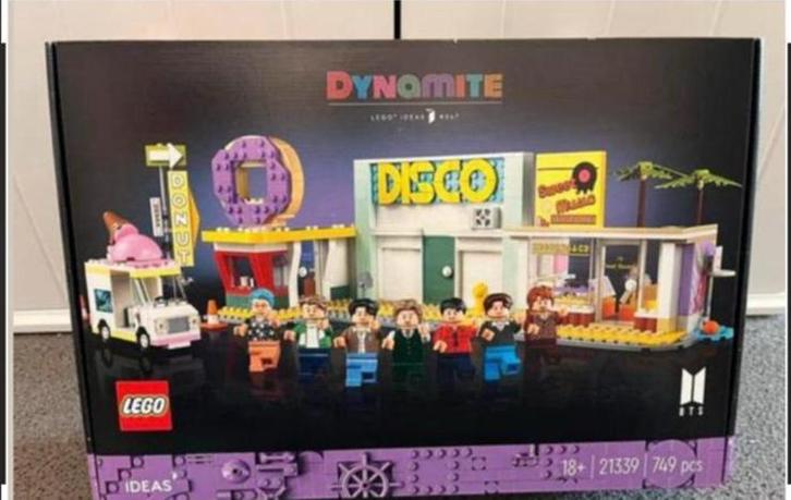 BTS Dynamite Lego ideas 21339 BTS sensatie vd 21st eeuw, Kinderen en Baby's, Speelgoed | Duplo en Lego, Nieuw, Lego, Complete set