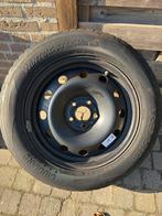 Set Winterbanden op stalen velg (Kia Sportage), Auto-onderdelen, Banden en Velgen, Ophalen, Gebruikt, Banden en Velgen, 17 inch