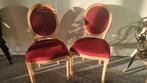 Fluwelen stoelen Louis XV, Ophalen
