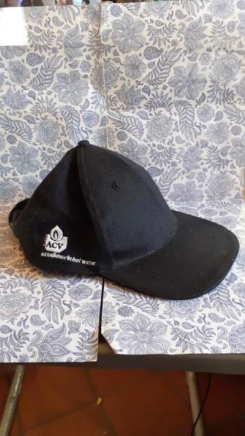 Casquette noire excellence in hot water 