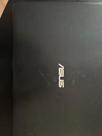 Laptop asus vivobook  beschikbaar voor biedingen