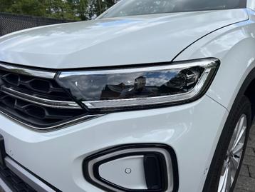 VW T-Roc Cabrio 7280 km, Autos, Achat, 1496 kg, Euro 6, Boîte manuelle