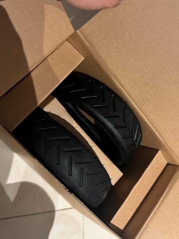 Banden beschikbaar voor biedingen