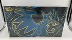 Pokémon Mega Charizard x ex ultra premium collection, Hobby en Vrije tijd, Verzamelkaartspellen | Pokémon, Verzenden, Nieuw, Boosterbox