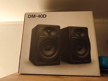Dm-40D speekers  beschikbaar voor biedingen