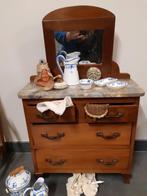 Antieke poppenkaptafel met toebehoren, Enlèvement