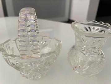 Decoratief kristallen setje beschikbaar voor biedingen