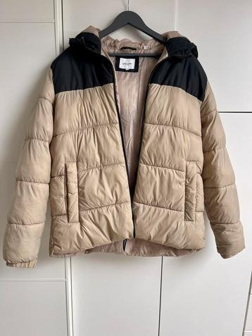 Doudoune Jack Jones XL beschikbaar voor biedingen