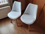 2 mooie witte stoelen, Ophalen