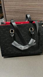 Zwart te moie damestas, Handtassen en Accessoires, Tassen | Damestassen, Ophalen, Zo goed als nieuw, Rood