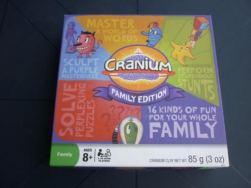 Bordspel - Cranium Family Edition in het Engels, Hobby en Vrije tijd, Gezelschapsspellen | Bordspellen, Zo goed als nieuw, Een of twee spelers