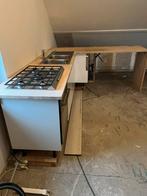 Kleine keuken met toestellen, Ophalen, Zo goed als nieuw