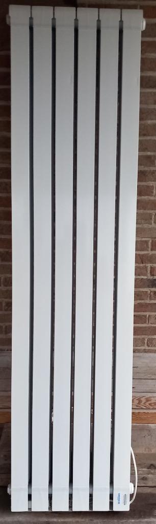 Elektrische radiator Fondita EGarda, Doe-het-zelf en Bouw, Verwarming en Radiatoren, Radiator, Ophalen of Verzenden