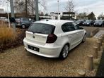 BMW 116i benzine gekeurd garantie, Auto's, Zwart, Wit, Bedrijf, Handgeschakeld