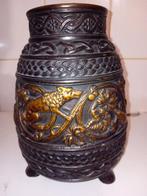 vase grec sur 3 pieds, Moins de 50 cm, Enlèvement ou Envoi, Poterie ou Porcelaine, Comme neuf