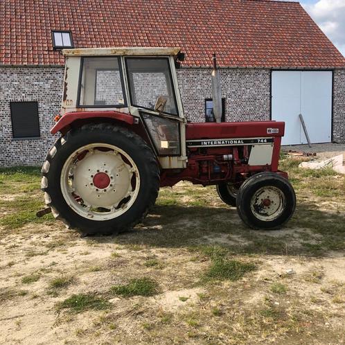 Ihc international 744, Articles professionnels, Agriculture | Tracteurs, Enlèvement