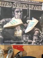 2 paires de baskets pour enfants en parfait état., Enfants & Bébés, Adidas, Garçon ou Fille, Enlèvement ou Envoi, Utilisé