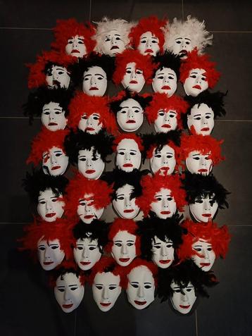 Masker collectie. beschikbaar voor biedingen