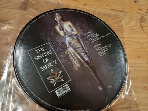 LP "Sisters of Mercy" - Picture vinyl - FEEL NO PAIN, CD & DVD, Vinyles | Rock, Enlèvement ou Envoi