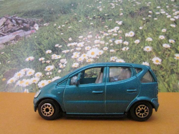 MERCEDES - BENZ CLASSE A, Hobby & Loisirs créatifs, Voitures miniatures | 1:50, Utilisé, Voiture, Autres marques, Enlèvement ou Envoi