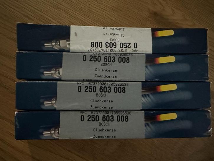 4x NIEUW BOSCH 0 250 603 008 Gloeibougie, Auto-onderdelen, Motor en Toebehoren, Alfa Romeo, Fiat, Jeep, Volvo, Saab, Dodge, Lancia
