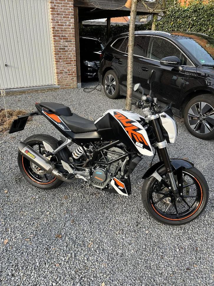 KTM Duke 125, Motoren, Motoren | KTM, Particulier, Naked bike, 11 kW of minder, 1 cilinder, Minimaal motorrijbewijs A1, ABS, Sportuitlaat