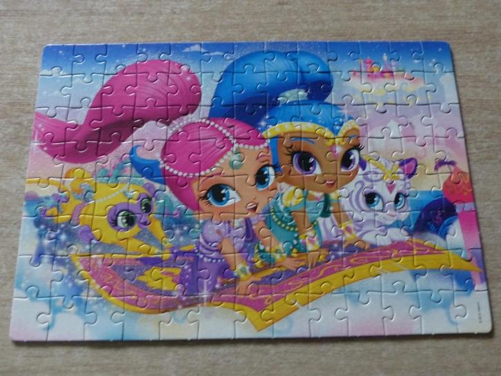 Shimmer & Shine glitter puzzel, Kinderen en Baby's, Speelgoed | Kinderpuzzels, Zo goed als nieuw, 6 jaar of ouder, Meer dan 50 stukjes