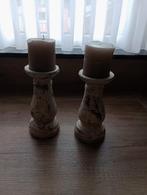 2 kaarsenstaanders met kaarsen, Overige materialen, Gebruikt, Ophalen of Verzenden, Crème