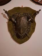 Bouclier et épée vintage,plaque, armoiries, Antiquités & Art