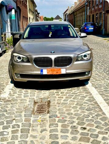 BMW 730d Long- versie met trekhaak beschikbaar voor biedingen