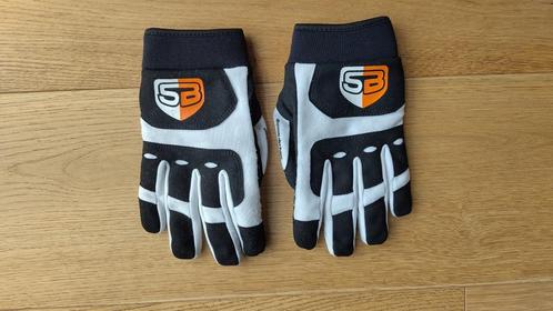 Bescherming shorttrack schaatsen, Sport en Fitness, Schaatsen, Zo goed als nieuw, Overige typen, Maple, Ophalen of Verzenden