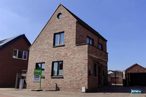 Huis te koop in Lanaken, 3 slpks, Immo, Huizen en Appartementen te koop, Vrijstaande woning, C