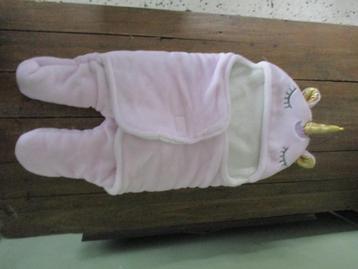 couverture avec pieds beschikbaar voor biedingen