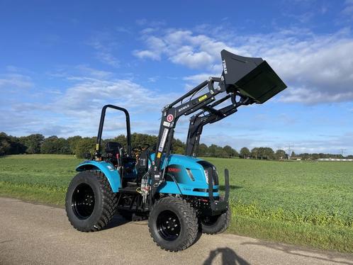 Knegt 404 4WD 40 PK compact tractor NIEUW met frontlader, Zakelijke goederen, Landbouw | Tractoren, tot 2500, Overige merken, Nieuw