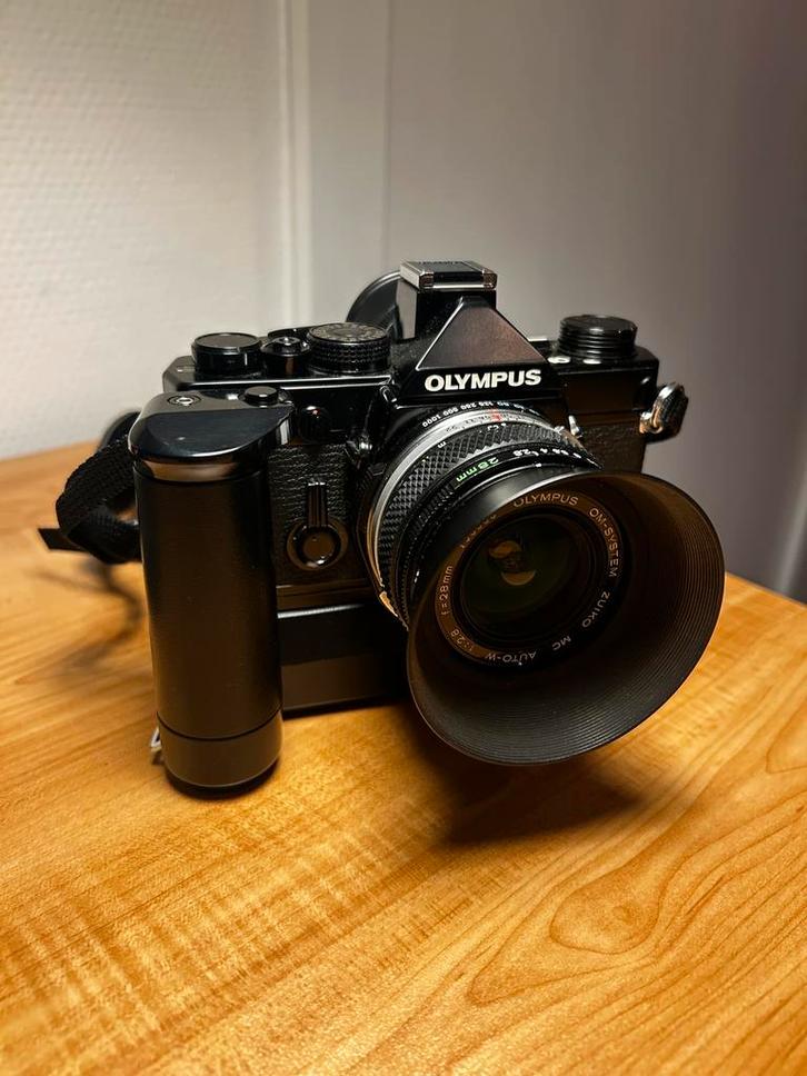Olympus OM-1n + lens + batt.grip, TV, Hi-fi & Vidéo, Appareils photo analogiques, Comme neuf, Olympus, Enlèvement