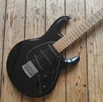 Music Man Silhouette 1996 2,6 kilos, Ophalen