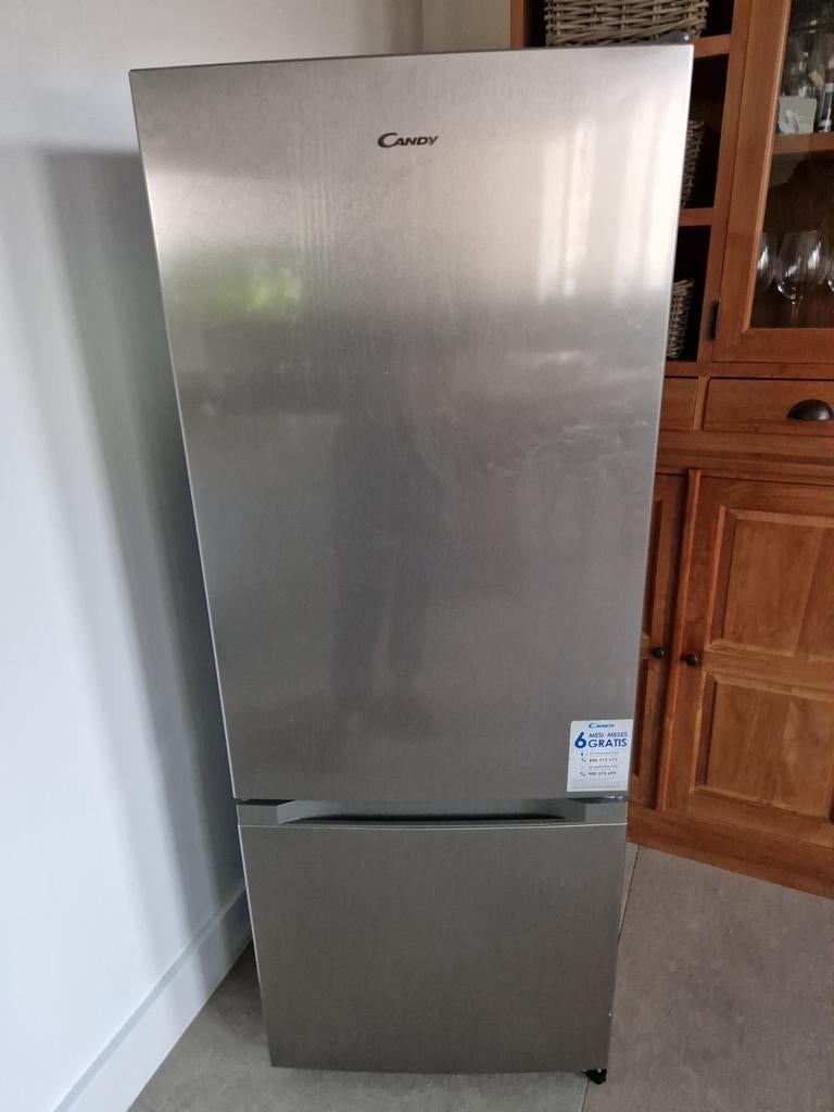 Koelkast/diepvries, Elektronische apparatuur, Koelkasten en IJskasten, Ophalen, Gebruikt, 75 tot 100 liter, Met aparte vriezer