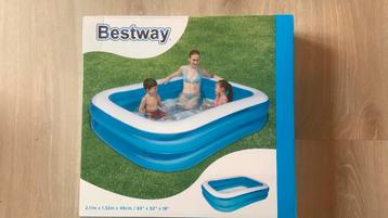 Gardenpool voor kinderen beschikbaar voor biedingen