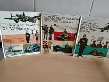 Uniforme et Armes des Soldats de la Guerre 39-45  -3 volumes beschikbaar voor biedingen