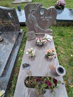 Pierre tombale en granit Dalva, Comme neuf