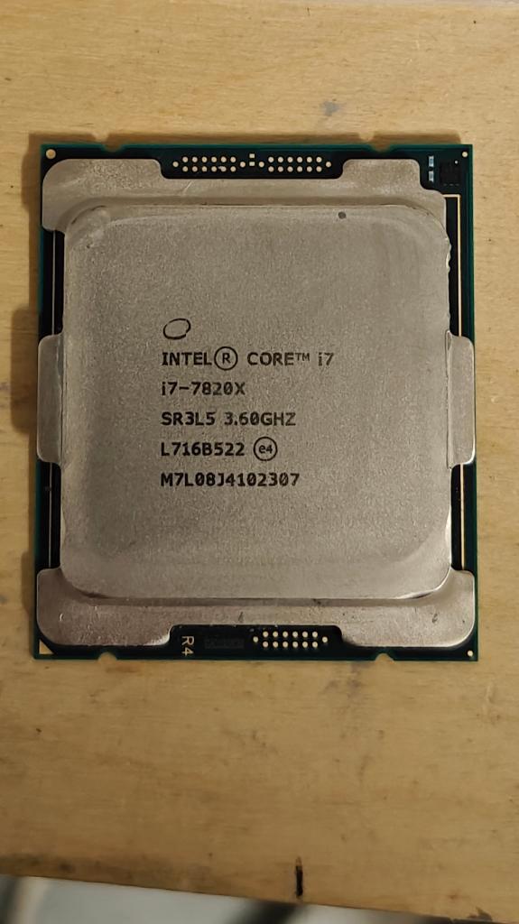 Intel Core i7-7820X 8 cœurs 16 LGA 2066 X299 en bon état, Informatique & Logiciels, Processeurs, Utilisé, 4-core, 8-core, 16-core