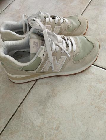 New Balance maat 39, maar  voelt als 38 beschikbaar voor biedingen