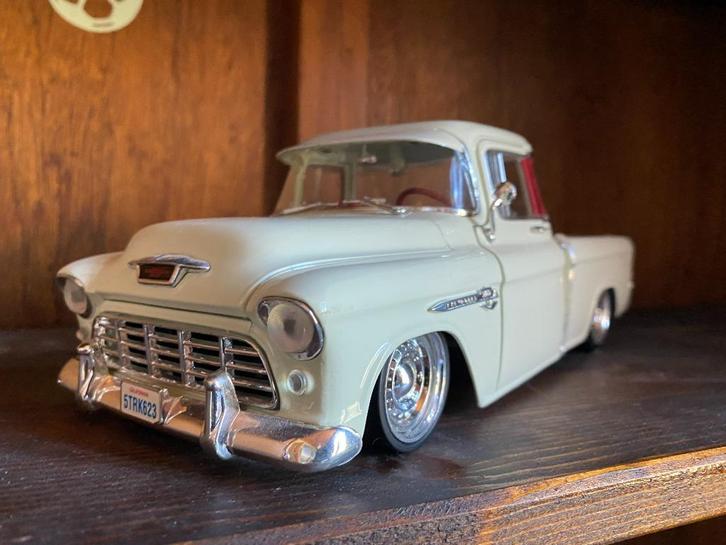 Voitures Miniatures Pick Up Custom 1/18, Hobby en Vrije tijd, Modelauto's | 1:18, Gebruikt, Auto, Ophalen of Verzenden