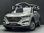 Hyundai Tucson 1.7 CRDi ISG * 1ER PROP + GPS + CAMERA * CLIM, Auto's, Hyundai, Stof, Gebruikt, 4 cilinders, Bedrijf