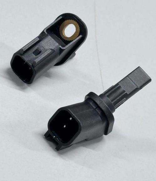 2x Abs-Sensor 30748149 Ford Cmax Focus Kuga Mondeo Volvo ect, Auto-onderdelen, Remmen en Aandrijving, Ford, Volvo, Ophalen of Verzenden