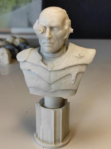 1/6 Borg resin buste beschikbaar voor biedingen