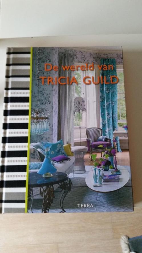 BOEK: DE WERELD VAN TRICIA GUILD (Terra) NIEUW € 10,00 VERLO, Boeken, Overige Boeken, Nieuw, Ophalen of Verzenden
