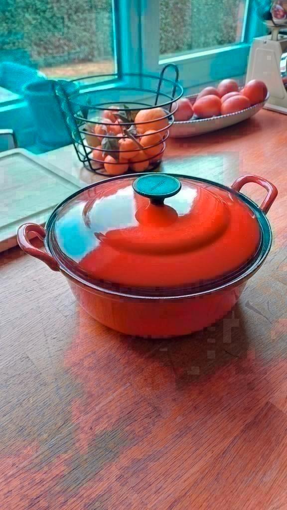 Cousances gietijzeren kookpot, Huis en Inrichting, Keuken | Potten en Pannen, Gietijzer, Ophalen